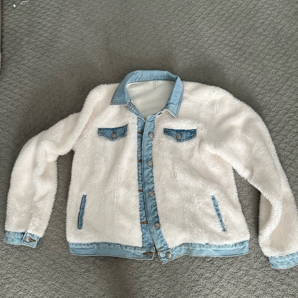 Maurices Sherpa denim jacket - Picture 2 of 5